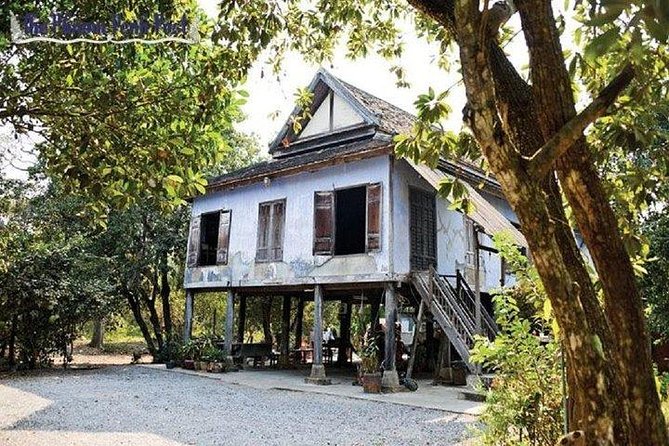 Full Day-Tour: Handicraft, Bamboo train, Killing cave. Bat cave - Battambang’s colonial center and Ta Dambong Kro Aung