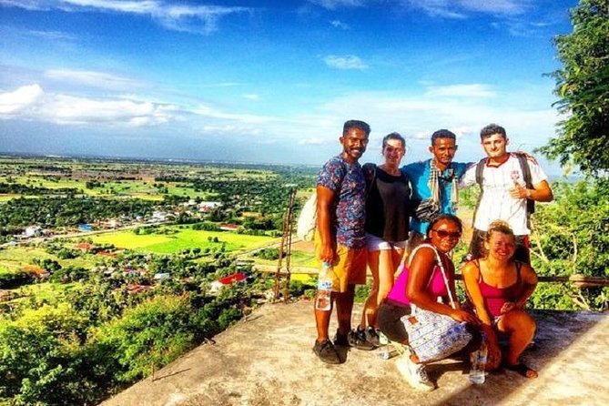 Full Day-Tour: Handicraft, Bamboo train, Killing cave. Bat cave - Kampong Pil, river crossings, and village life