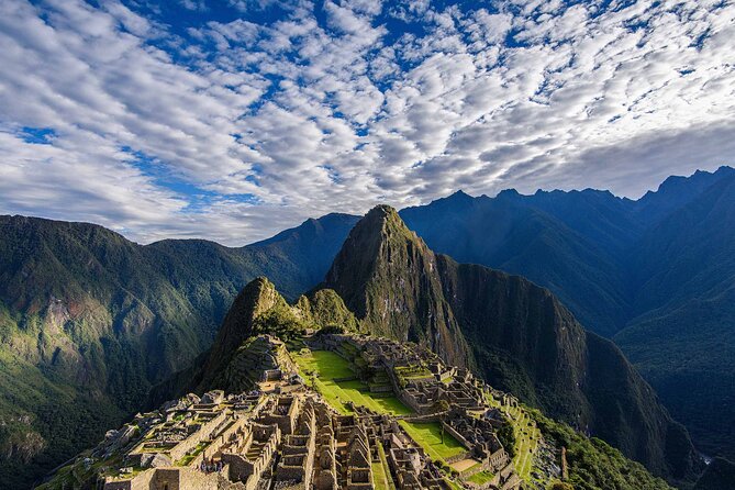 Full Day Tour to Machu Picchu by Train - Ollantaytambo and the two-hour train ride