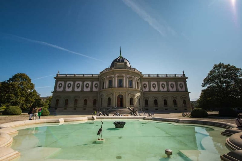 Geneva: Hop-on Hop-Off Bus & Scenic Mini-Train Tour - How the 24-hour ticket really works