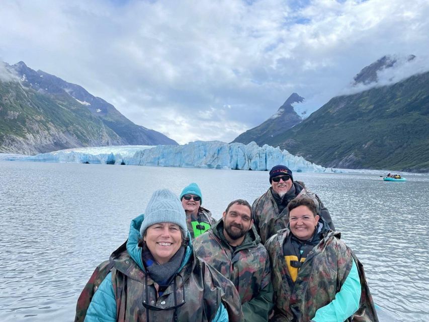 Girdwood: Bears, Trains, & Icebergs Tour - Three Alaska highlights in one long day