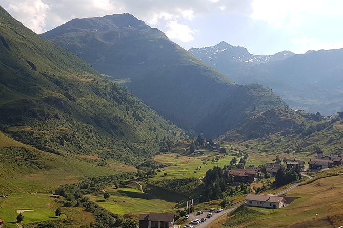 Glacier Express Panoramic Train Round Trip from Zürich With Private Guide - A very big Swiss day from Zurich
