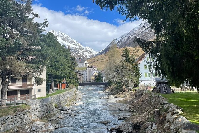 Glacier Express Route Private Tour - Why the included Swiss rail pass matters