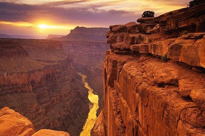 Grand Canyon Railroad Excursion from Sedona - Boarding the Grand Canyon Railway in Williams