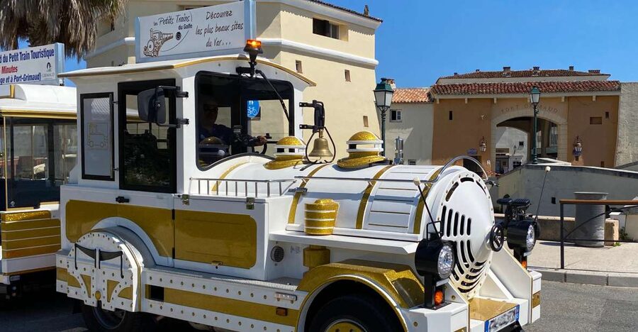 Grimaud: Guided Tour of Port Grimaud & Grimaud by Train - A ride between canals and castle streets