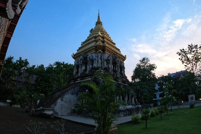 Guided Chiang Mai City Night Tour by EV Tram - Begin at Three Kings Monument at 6pm