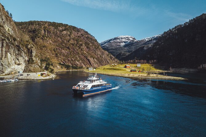 Guided day tour - Mostraumen Cruise, City Walk & Flöyen Funicular - Bergenhus Fortress and Håkon’s Hall