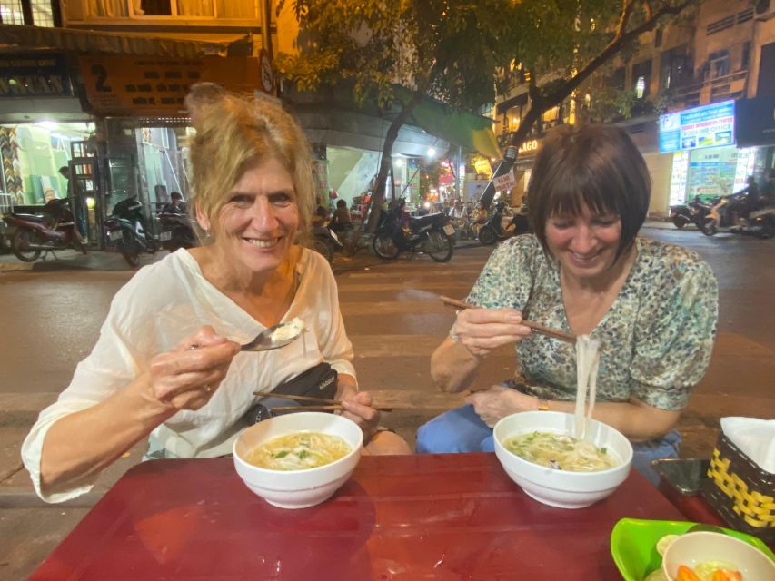 Ha Noi Street food Tour with Train street - Mixed fruit with yogurt