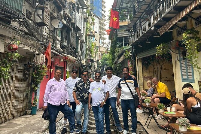Half-Day Hanoi Highlights and Train Street Experience - Tran Quoc Pagoda on West Lake
