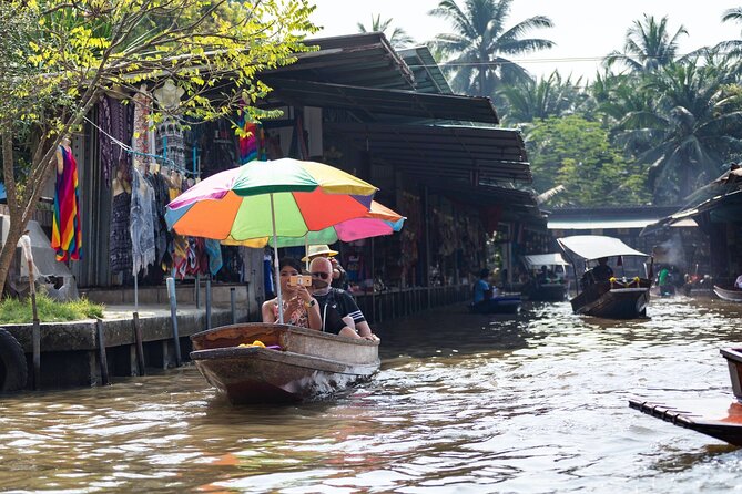 Half Day Railway Market and Damnoen saduak Floating Market tour - Maeklong Railway Market and the train moment