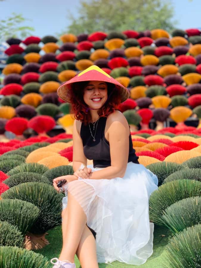 Half Day trip to Incense & Hat Villages with Train Street - Chuong village and the conical hat