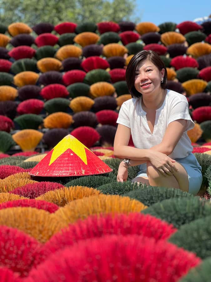 Half Day trip to Incense & Hat Villages with Train Street - Who will enjoy this half-day trip
