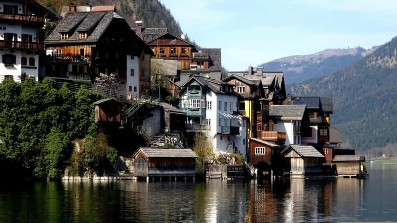 Hallstatt, Salt mine, Funicular, sky walk Trip From Salzburg - Building Your Five Hours in Hallstatt