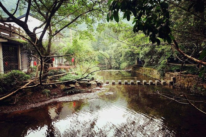 Hangzhou Jiuxi and Hupao Spring Hiking Day Trip from Shanghai by Bullet Train - Who will enjoy this more than a city tour?