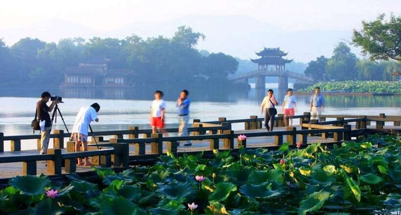 Hangzhou Private One Day Trip from Shanghai by Bullet Train - Why the bullet train makes Hangzhou practical from Shanghai