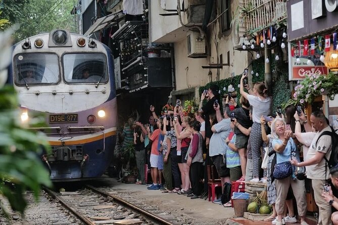 Hanoi: Bat Trang Pottery class & Train Street Private Tour - Should you book it?