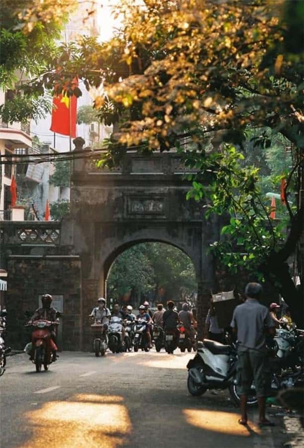 Hanoi: City Highlights Tour with Train Street & Hidden Gems - Why This Four-Hour Hanoi Tour Works