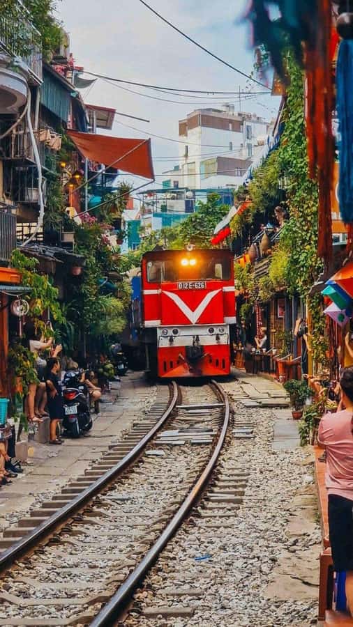 Hanoi: City Highlights Tour with Train Street & Hidden Gems - Hoan Kiem Lake and the Old Quarter Return