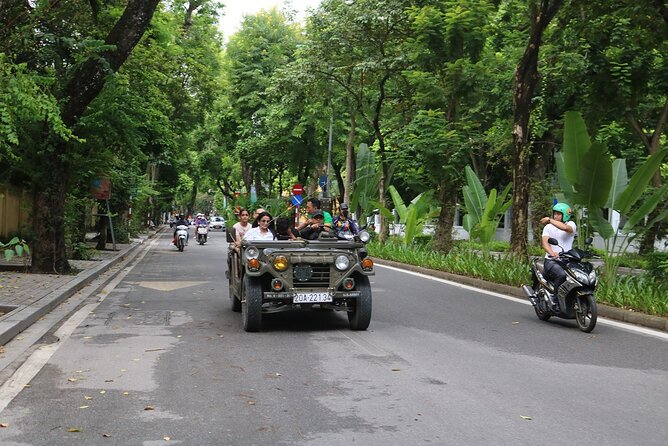 Hanoi City Tour Highlight, Train Street Combine visit Countryside - Vietnamese lunch at the end