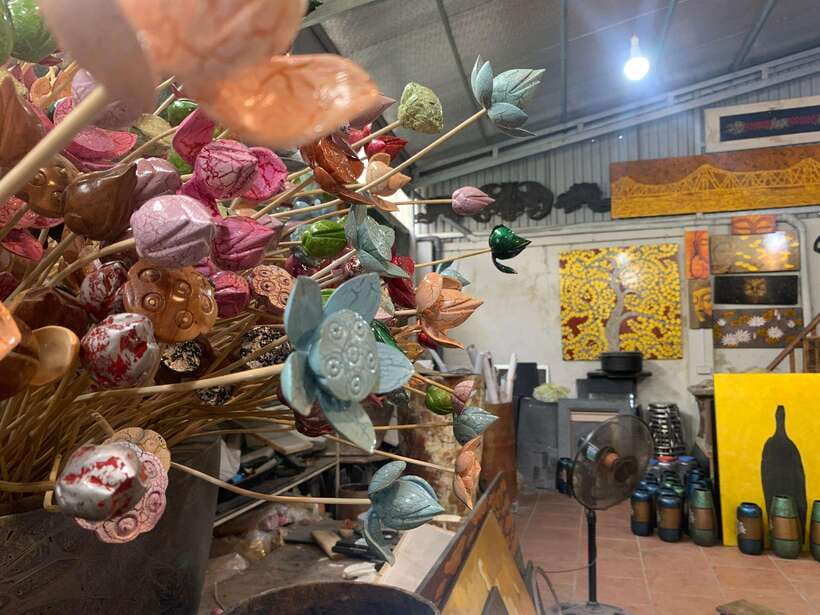 Hanoi Craft Village: Conical Hats, Incense, and Train Street - Key points to know before you go