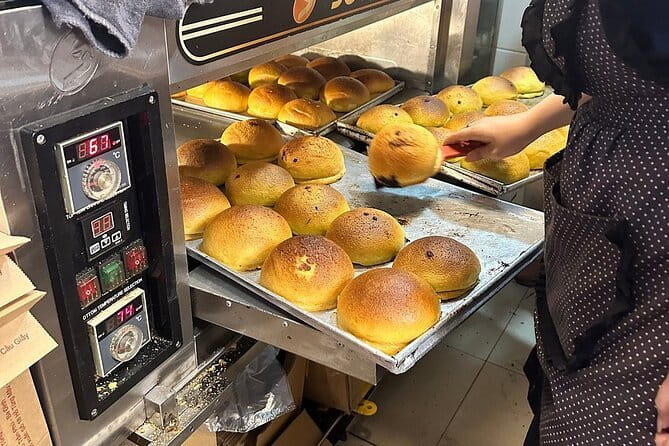 Hanoi Customized Street Food Walk with Train Street Experience - Why this food walk works well on a first Hanoi day