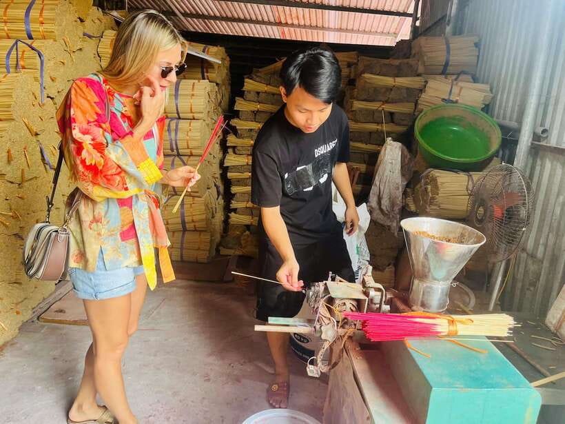 Hanoi: Incense, Hat, Lacquer Making & Train Street Full-Day - Choosing between six hours and a full day