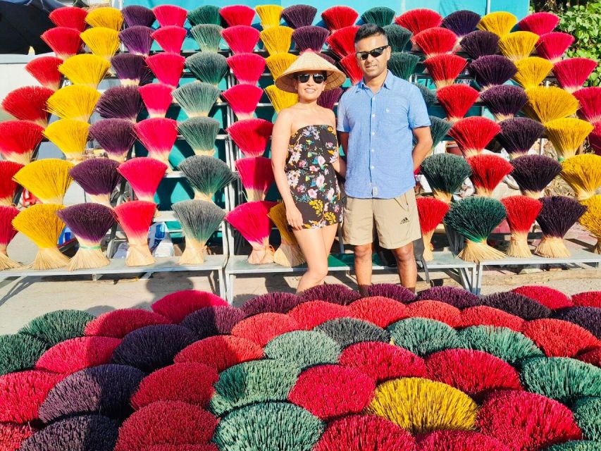 Hanoi: Incense, Hat, Lacquer Making & Train Street Full-Day - Guides, transport, and the pace of the day