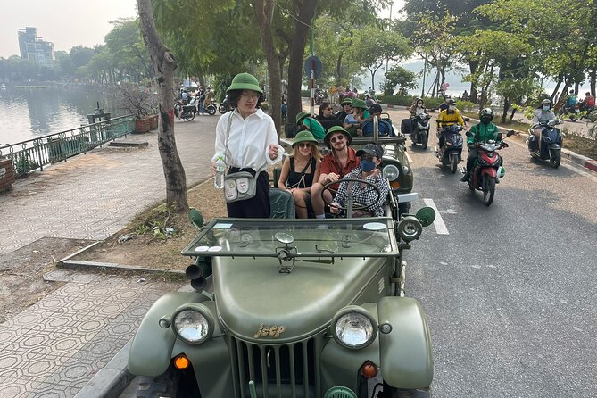 Hanoi Jeep City Highlight, Backstreet, Train Street, Countryside - Seeing Hanoi from an open-air Jeep