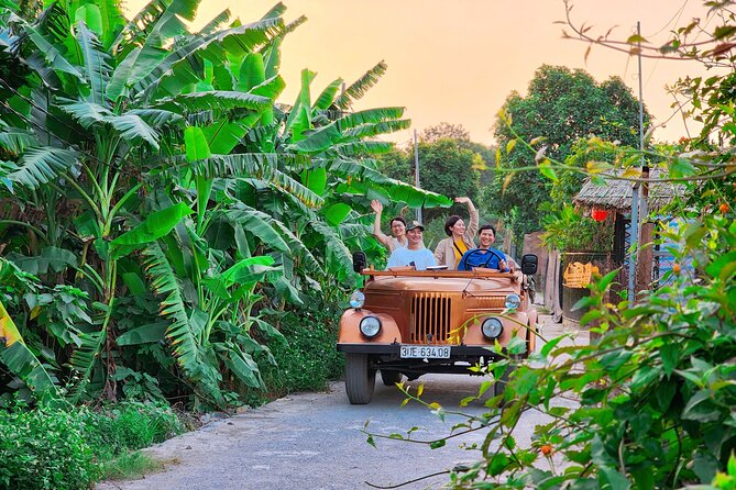 Hanoi Jeep Tour: Red River Countryside+ Backstreet+ Train-street - Bay Mau Lake and the back lanes