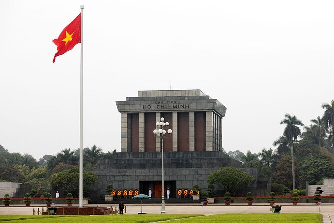 Hanoi Private Day Tour: Hidden Gems, Hoa Lo Prison, Train Street - Train Street brings you into present-day Hanoi