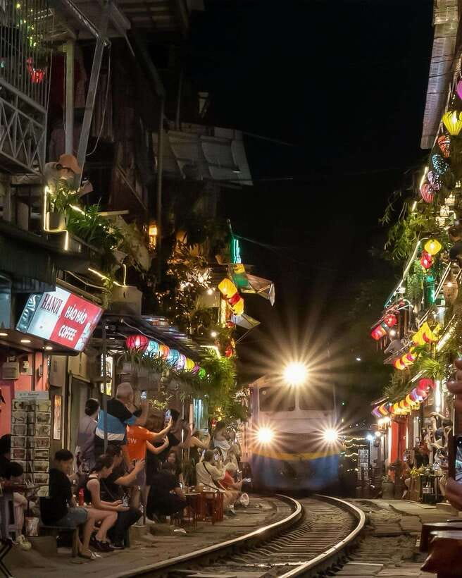 Hanoi: Private Food Tour and Train Street Experience - Key points to know before booking