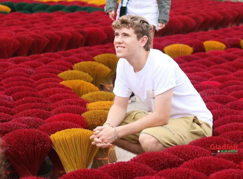 Hanoi's artisan trail:Incense Village,Hat,Lacquer & Train St - Why these three villages make a strong Hanoi side trip