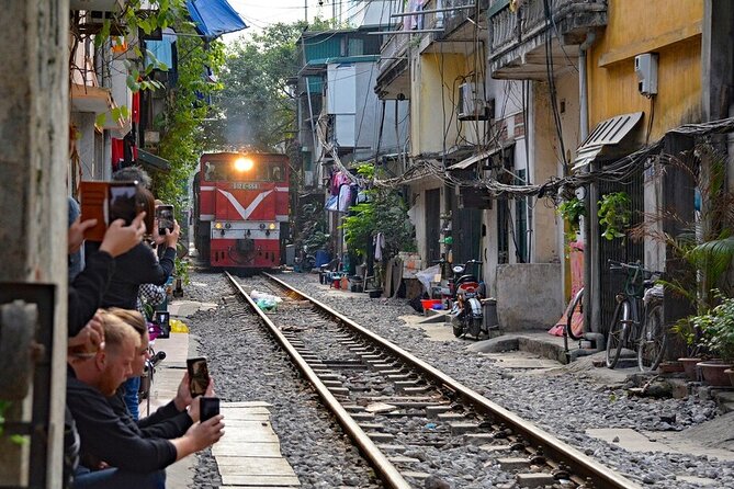 Hanoi Street Food Adventure: Train Street & Local Delights - Why this Hanoi food walk works
