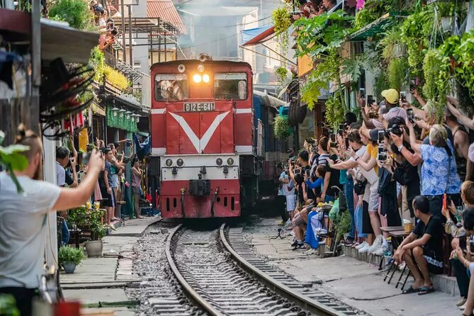 Hanoi Street Food Adventure: Train Street & Local Delights - Starting at 41 P. Lương Văn Can