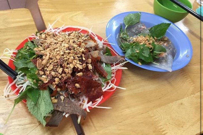 Hanoi Street Food Tour with Train Street Visit - Walking through Hanoi’s 36 Old Quarter streets