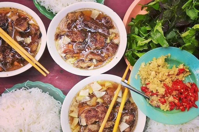 Hanoi Street Food Tour with Train Street Visit - Who should book this Hanoi evening walk