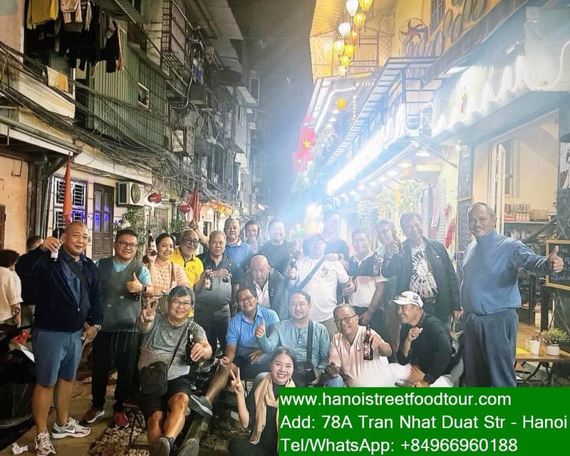 Hanoi Train Street +Best Street Food eating in old quarter - Key points to know