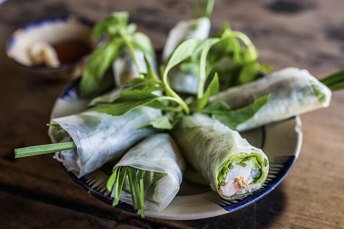 Hanoi Vegan Street Food Tour and Train Street - Reaching Hanoi Train Street