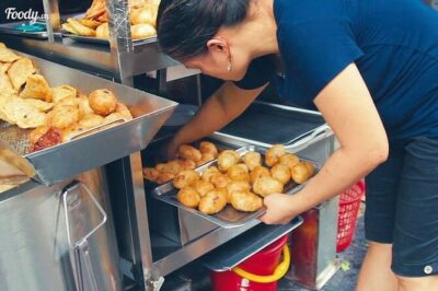 Hanoi Walking Street Food Tour with Train-Street Visit