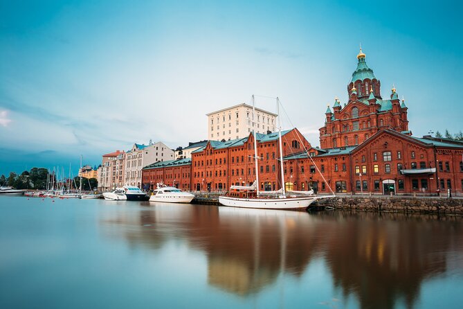 Helsinki Highlights Tour By Tram And Walking - Market Square, Old Market Hall, and Esplanadi