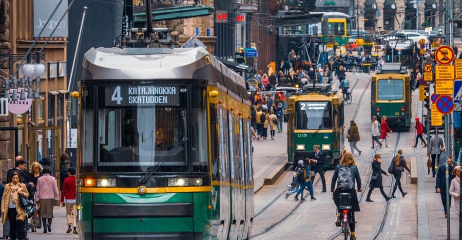 Helsinki: Tram Tour - Starting at Aleksanterinkatu and Senate Square