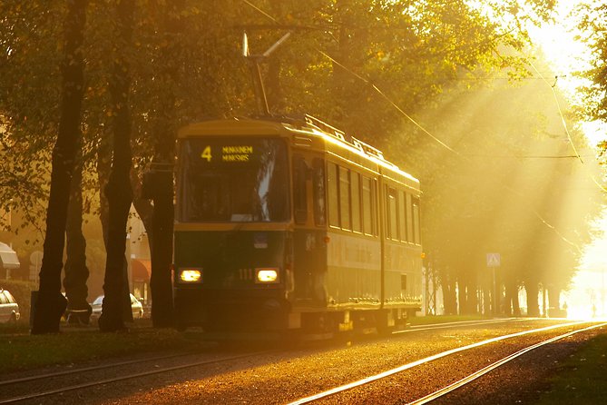 Helsinki tram tour with a city planner - Iso Roobertinkatu puts you in the Design District
