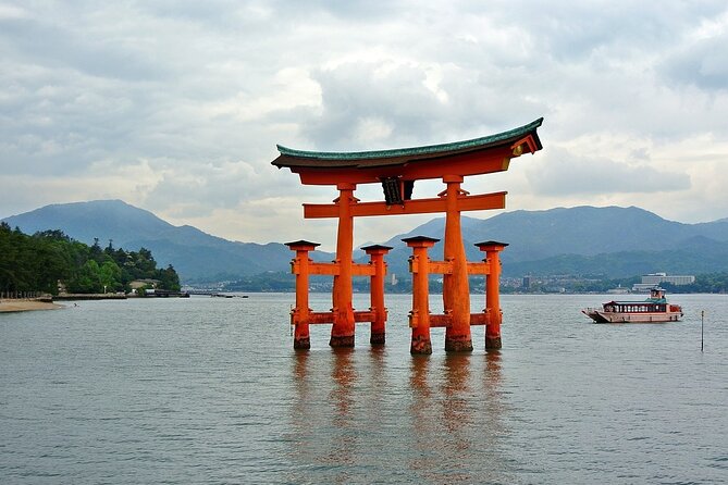 Hiroshima and Miyajima Full-Day Tour from Kyoto by Bullet Train - Crossing the Seto Inland Sea to Miyajima