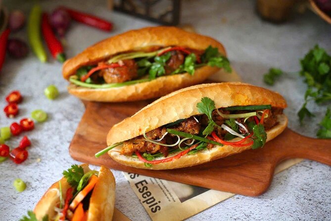 (HOT) Hanoi Guided Street Food and Train Street Tour with Local - Old Quarter streets reveal the city’s older pattern