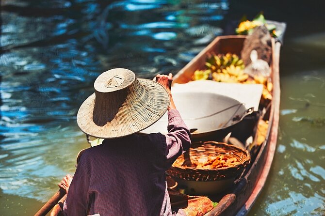 Iconic Markets: Damnoen & Train Market Explore - The optional long-tail boat ride
