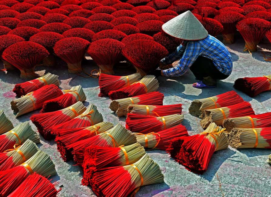 Incense Village & Hanoi Tour With Train Street - Small Group - Train Street and lunch before noon