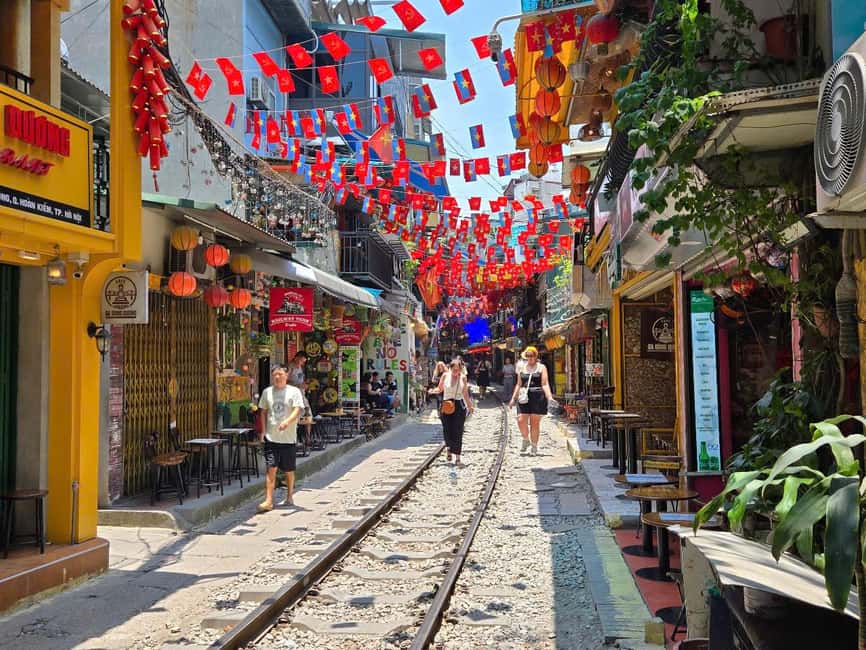Incense Village & Hanoi Tour With Train Street - Small Group - Hoa Lo Prison puts Hanoi’s past in sharp focus