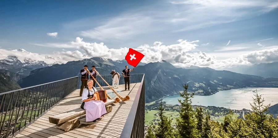 Interlaken: Funicular Ticket to Harder Kulm - Restaurant, drinks, and time at the summit
