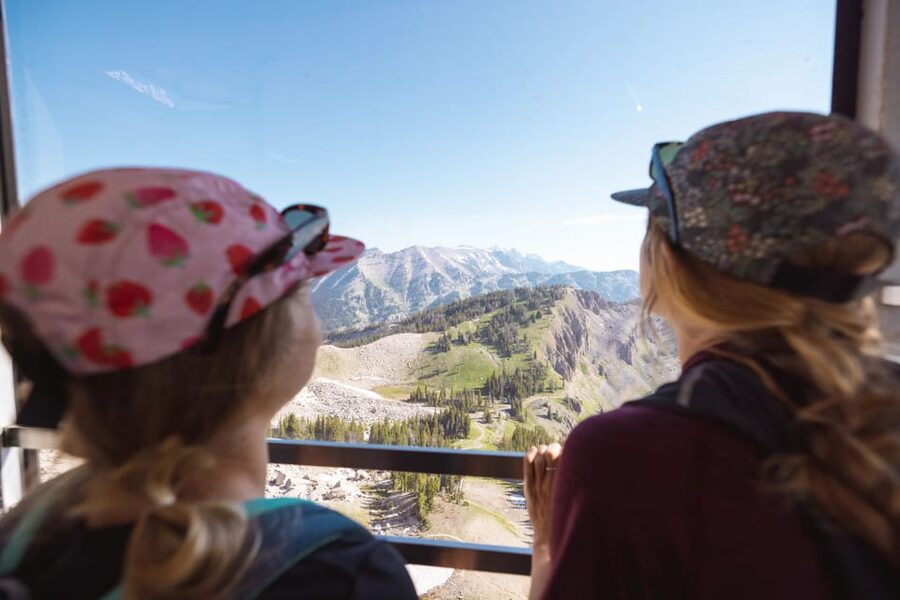 Jackson Hole: Aerial Tram and Gondolas Sightseeing - Corbet’s Cabin and the famous waffles