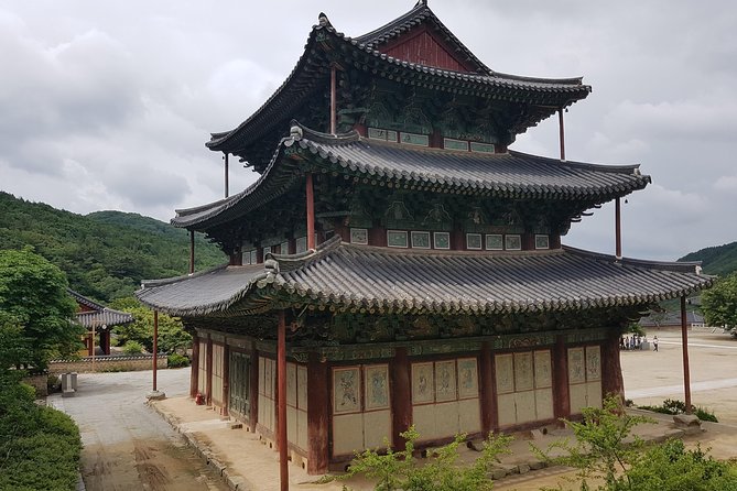 Jeonju City tour by KTX bullet Train from Seoul - Walk the bamboo paths at Gyeonggijeon Shrine